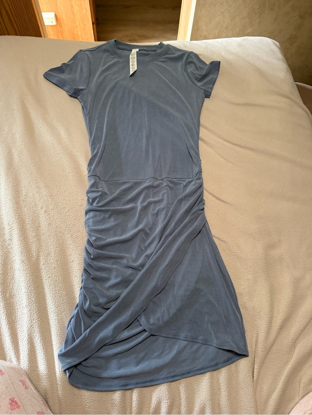 Lululemon Drapey soft stream wrap skirt tshirt dress